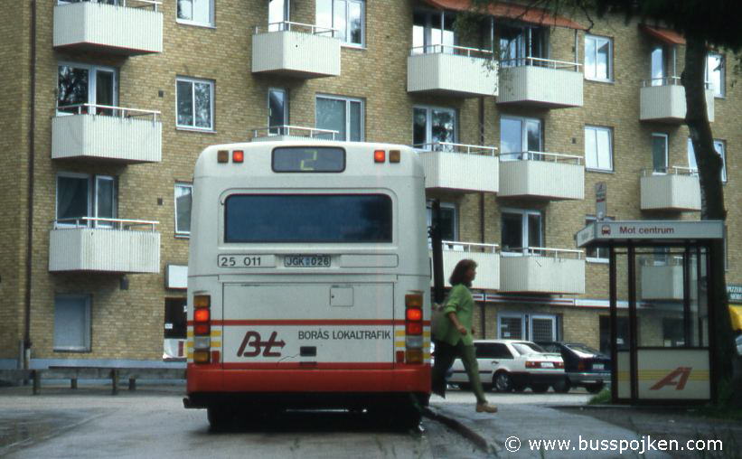 Borås lokaltrafik 25011-2, Skogsfrugatan.