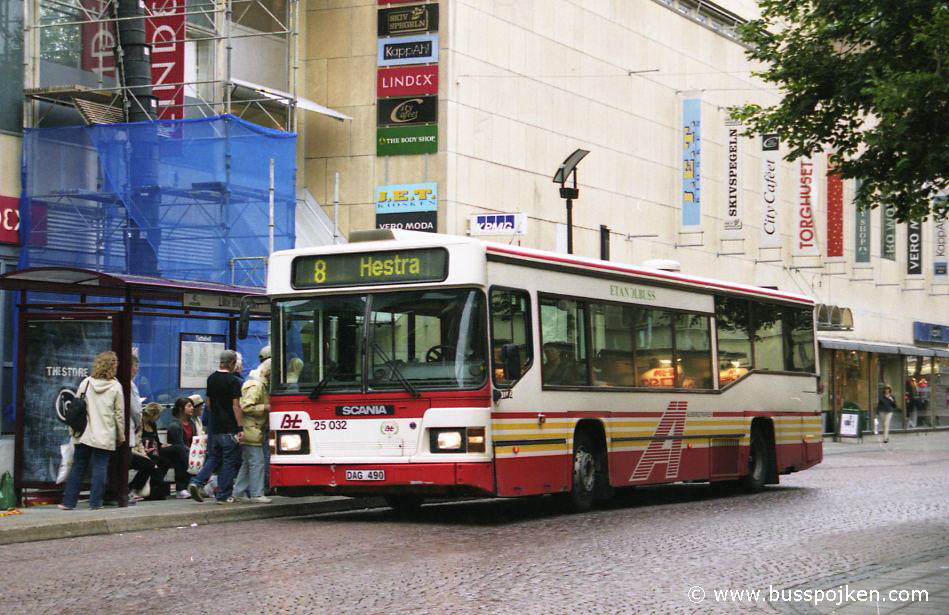 Borås lokaltrafik 25032-8, Lilla Brogatan.