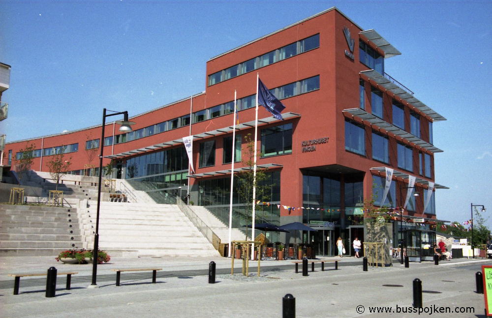 Kulturhuset Vingen, July 2006.